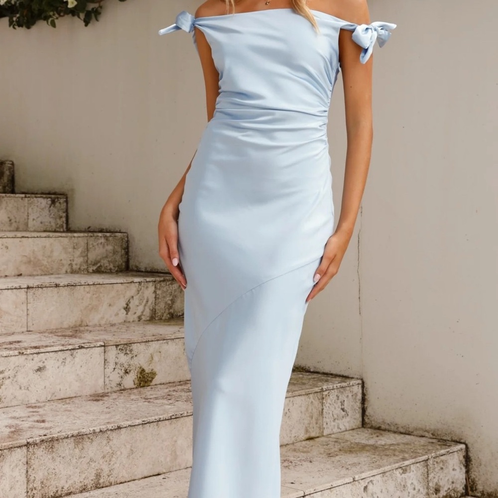 Elegant Strapless Light Blue Dress